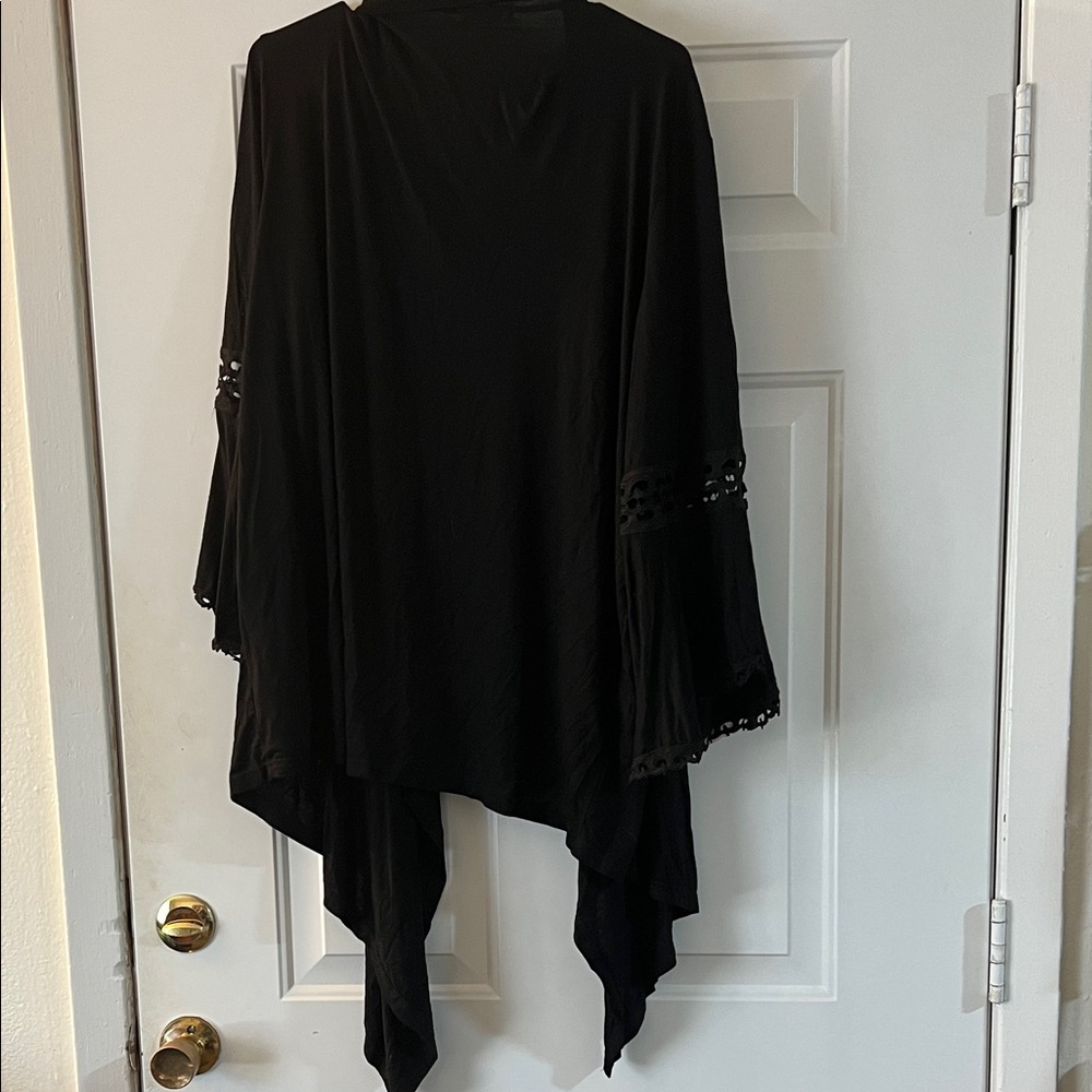 Roommates Elegant Black Women's Shrug - Picture 2 of 4